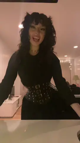 anyone wanna be my b1tch🤨🤨