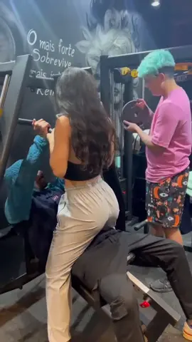 Ele é muito forte! 😳