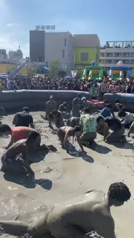 Mud Festival #fun #mudfestivalboryeong #thisikorea #lifeinkorea #foryoupage #fyppppppppppppppppppppppp