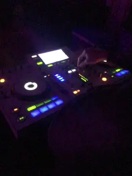 Em sao ra đi chẳng đợi anh tiếp bước theo🤪🤪🤪