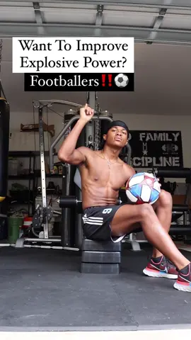 Train Like A Pro⚽️ follow my ig israel.monsanto for more like this👍🏽 #Soccer #footballer #strength #Fitness #soccerfitness #explosive #power #powertraining #soccertraining