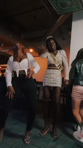 Lol from drafts. Most lit 21st bday ever. We were leaving this place to go to clubs . I was probs like 16 🥃 deep at this point 😂😂killed this verse