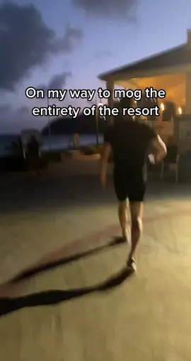 Successful mog 🤝 #mogged #gymhumor #GymTok #gymjoked cameraman had a seizure, sorry