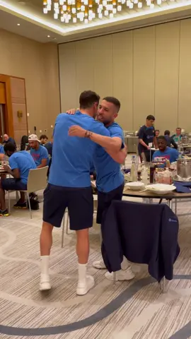 Welcome to the fam, #robertlewandowski 💙❤️ #fcbarcelona #barçaontiktok #DeportesEnTikTok #Barça