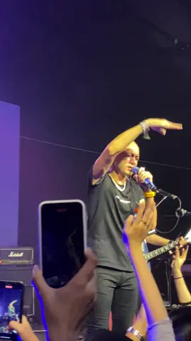 Sejarah Mungkin Berulang @TOMOK  di #malamgalauindonesia2 😭🫶🏻🥰💃🏻💃🏻#malamgalauindonesia #tomok #newboyz #zyxcba