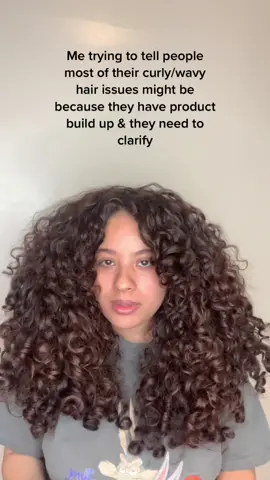 Getting rid of orosuct build up is SO Important!!!!!! Some of My fav clarifying shampoos curlsmith detox (alexa10 for a discount - link in bio), bumble & bumble sunday shampoo, carols daughter waahday delight, ouai detox