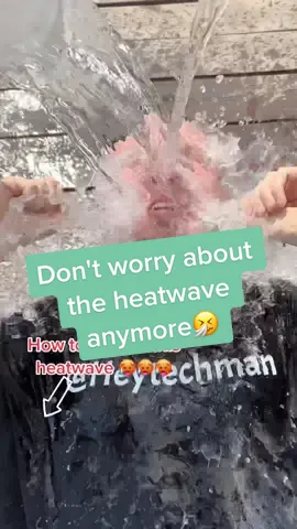 Im thirst 😫 refreshing 😍💦💦💦 #tiktokmademebuyit #refreshing #hotwave #waterproof #heatwave #fans #fyp #lifetips