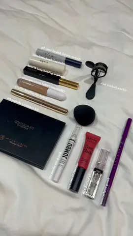 travel essentials !! #musthaves #makeup #makeupmusthaves #currentfaves