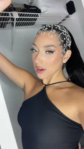 Last one 🤩🤩 #ShowUrGrillSkillz #makeup