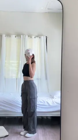 obsessed with this pants 😭 you guys should buy it too #fyp #TikTokFashion #tiktokph