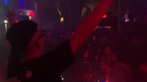 EDM in Club DragonBeach - DJ GOS #thuthachcannang #vienam #tiktok #tiktokvn #travel #phanthiet #muine #like #xuhuong #xuhuongtiktok #2022 #club #bar #dragonbeachclub #djgos #edm #edmtiktok #music #dance #dancechallenge #gosedit #festival #dulich #khampha #amnhac #vuichoigiaitri #vuichoihetminh