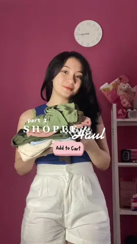 udah lama ga #shopeehaul 🙆🏻‍♀️ link shopee di bio!! 💗 #outfitideas #shopeeoutfit #OOTD #croptop #CaffinoBaristan #xyzbca #fyp