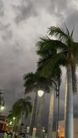 Cielo azul cielo nublado 🤩 #parati #clima #nublado #lluvia #navojoa #sonora #plaza #viral 🌧