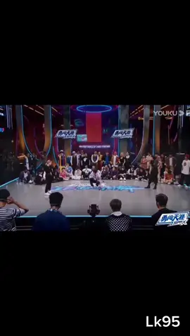 SDC4 - màng battle Waacking #streetdanceofchina4 #streetdanceofchina #dancebattle #streetdance #tiktok #fyp