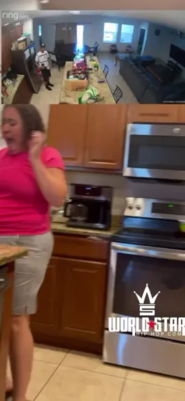 Got her! 😩🤣👀 @branb_954 #prank #couples #viral