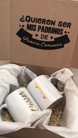 Cajas 📦 personalizadas ✨  Quieren ser mis padrinos? #primeracomunion  #box  la idea y nosotros la hacemos realidad ✨ caja con tazas y más!! #mereki #cajas #box #personaliza #ideas #realidad #regalos