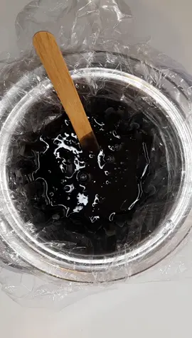 Cera lama negra perolada depimiel. Se inscreva no canal TFDEPIL YouTube e fique por dentro de tudo sobre depilação, sobrancelhas, óleos essenciais e vegetais. #depilacao #ceranegra