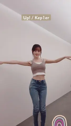 この曲かわいすぎて、最近めちゃくちゃ聴いてる。。☺️✨ダンスも楽しい🌷#upupupchallenge #kep1er #Up #踊ってみた #声優 #小倉唯 #🕺