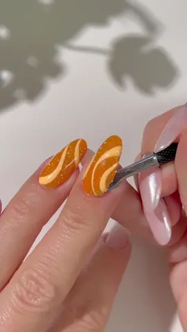 Orange peel 🍊✨ #peeloff #nails #nailhack #LearnOnTikTok