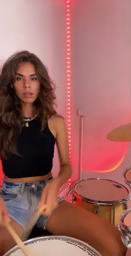 ENTERSANDMAN #femaledrummer #girldrummer #fypシ