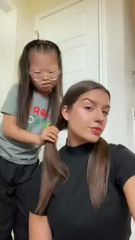 JUST A FEW MORE DAYS TIL WE ARE IN THE TRAILERRRR!!!!!!!