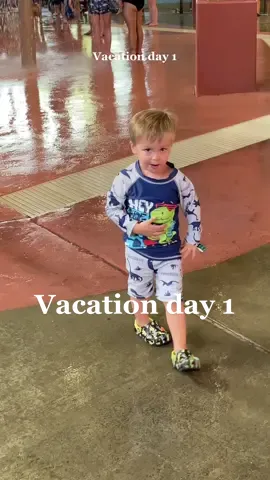 Bass pro aquarium and waterpark 🤌🏼 #vacationmode #summervacation #MomsofTikTok #vacationvlog #bransonmissouri #bassproaquarium #waterpark #vacation #momof2 #momlife #grandcountryresort