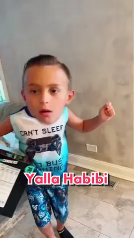 Snack Vibes #fyp #ArabTikTok #foryoupage #dabke #dabkeh #funnykids #snacks #younesfamily #trending #parenting