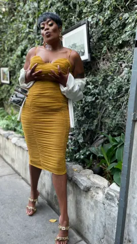 Happy belated birthday beautiful 🎂🎁🎉🎊🍾🥳 @Deitra Leak @Elephante