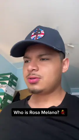 Who is she lol ? #latino #latinoamerica #latinosenusa #latinosbelike #mexicantiktok #mexico #ecuadortiktok #ecuador🇪🇨 #nyc #latinostiktok #latinotiktok #spanglish #spanishtiktok #preguntas #funny #parati #paratii #paratipage #fyp #foryou #hispanic #hispanictiktok