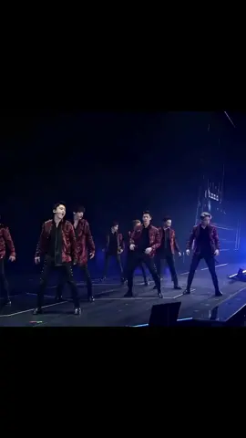 #EXO #weareone #ot9exo #exosaranghaja #exol #mama