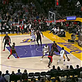 Kobe Bryant Nasty Crossover🥵#kobebryant #foryou #foryoupage #basketball #fyp #fypシ #trading #TikTokAwards2022