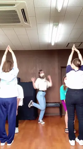 あーさやか姉さんかわいい。笑 どっちも出ないの何事笑笑#おすすめのりたい #運営さん大好き #fypシ #03 #情報のテスト死にそう#空きコマ #スカイツリー東京タワー#保育学生 #ごんざれすふぁいぶ #せんちゃん 