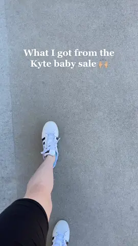 Sale ends 7/24! Run don’t walk 🏃🏼‍♀️💨 #kytebaby #kytebabysale @kytebaby #babiesoftiktok #toddlersoftiktok #MomsofTikTok #momof2 #rundontwalk
