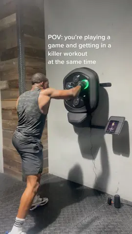 A game that doubles as a workout?! Sign us up! 🔥🥊 @dragonforce #liteboxer