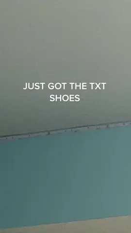 #kpop #txt #tomorrow_x_together #shoes #runstarhike #converse