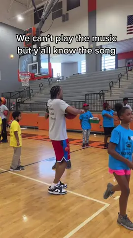 Y’all moses & this camper were absolutely VIBING #NBA