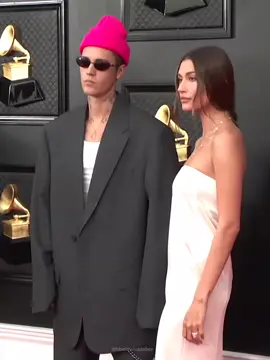 act fool hails #justinbieber #haileybieber #actfool #jailey  #haileybaldwin #haileybaldwinbieber #haileybiebernails #grammys2022 #redcarpet #bieber #thebiebers #justinandhailey