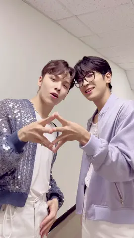 느와르즈와 천국의 문을 Knock knock🚪 #WONWOO #VERNON #SEVENTEEN #_WORLD #SVT_WORLD