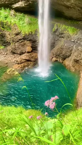 when you see paradise on earth.  yes it is switzerland🇨🇭📍#switzerland #schweiz #glarus