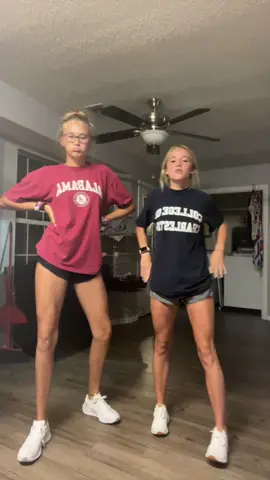 All 3 of us made the best one ever but tiktok decided to delete it. #fyp