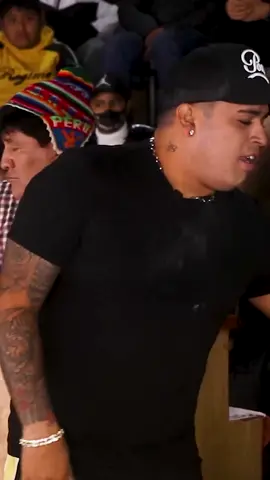 Y Cómo son los hombres en tú pais?😂🤣#lacasadelacomedia #bromas #chistes #ponceproducciones #comicosperu #comicojefrioficial #comicojefferson