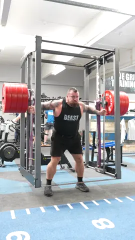 Instructions unclear, accidentally lifted the whole squat rack🤣🤣 #GymTok #squat #squatchallenge #eddiehall #thebeast #gym #motivation