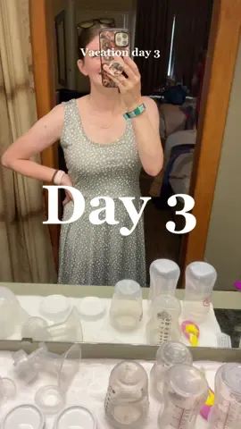 We went back to the same restaurant for dinner two days in a row 🤤 #gettinbasted #branson #bransonmissouri #bransonmo #amazingpets #amazingpetshow #bransonaquarium #aquarium #momof2 #vacationvlogs #MomsofTikTok