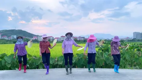 Niềm vui của những người nông thôn#dance #nongdan #ngườilaođộng #xuhuong