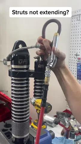 Here is one reason your ORIs with piggybacks are not taking pressure and not extending: #oristruts #shocktuning #suspension #offroad #motorsports #offroadracing