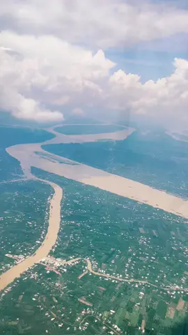 Quê tôi có những dòng sông #intheskysomewhere #inthesky #feelings #camxuc #chillwithtiktok #xuhuong #tiktok2022 #fly #travel #mientay #mekong #mekongdelta #river