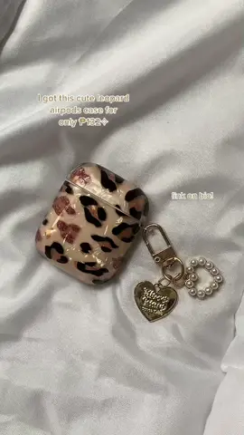 Shopee find!! affordable n' cute airpods case LINK ON BIO✨ #airpodscase #airpods #neutral #affordable #fyp #fypシ #foryou #foryoupage  #shopee #shopeefindsph