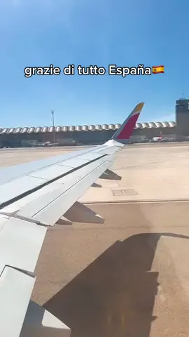 Grazie Madrid per avermi fatto vivere un mese da sogno. Grazie alla rosy per l’ospitalità🫶🏼 e grazie a questa esperienza per avermi fatto crescere!! Hasta pronto España🇪🇸❤️#neiperte #perte #avventureconaur #loquecomoenundia #whatieatinaday #cosamangioinungiorno #madrid #españa