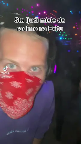 Niko ne misli bukvalno.. 😂 Znate da se sprdam! 🤪👊🥳🔥 Jeste li bili nekad na Exitu, ako niste jel bi ste voleli da odete? 🥰