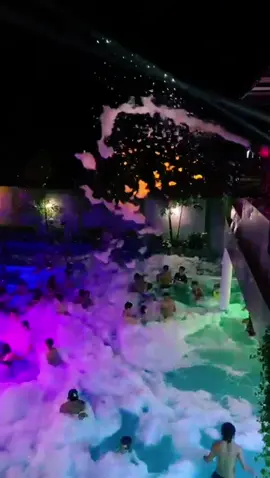 #sabadodetiktok #Parati #foryou #fyp  #Hotelroraima #roraimaboutique #zulia #mcbo #poolparty  #espumachallenge #tiktokervenezolano  #menegrande  #maracaibotiktok